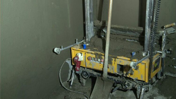 &ldquo;Ĩǽ��ʦ&rdquo;�¹��Я�̹���ǽ���߽��ƽ�Ƶ�����Ұ�������