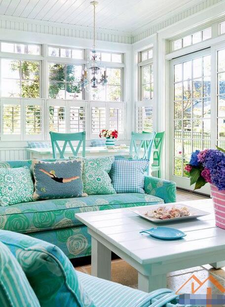 蓝色布艺沙发 蓝色布艺沙发